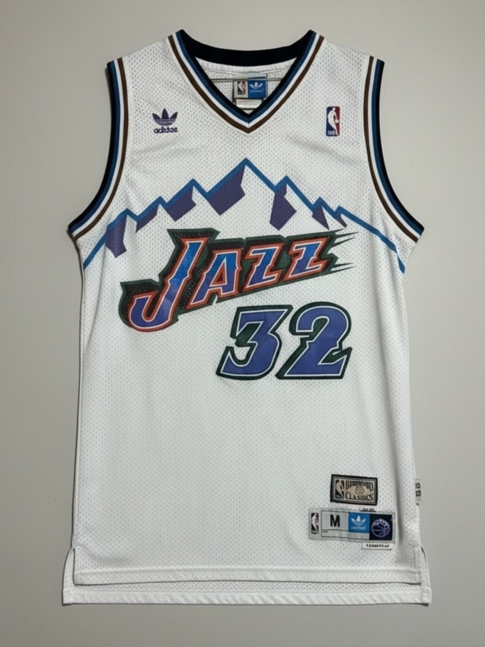 Vintage Utah Jazz Karl Malone #32 Jersey Adidas Hardwood Classics White Mens M